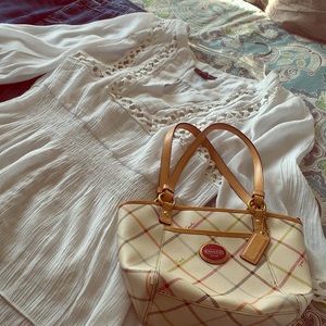 Inc Capri jeans, a white blouse with camisole